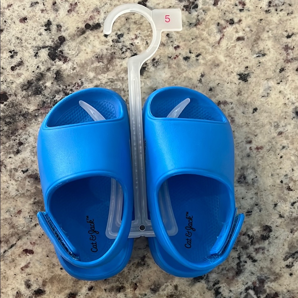Cat & Jack Blue Minimalist Flip Flops